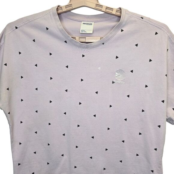 Reebok Men's Purple All Over Graphic Paper Plane Print Short Sleeve T-Shirt M - Picture 2 of 16